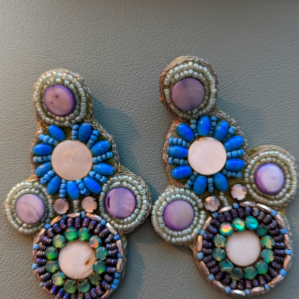 Anthropologie dangle earrings